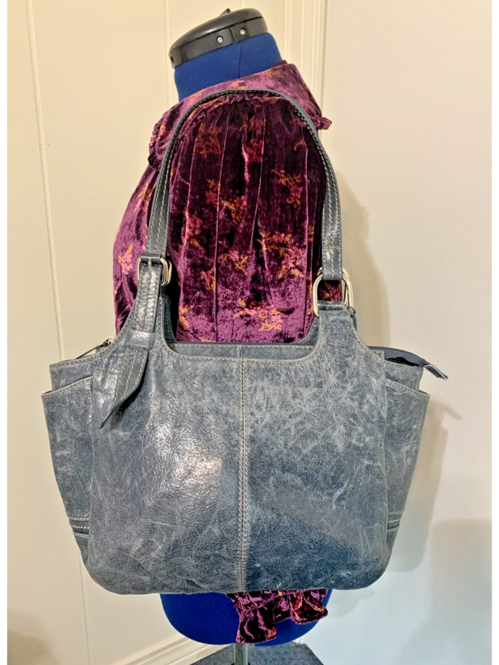 The Sak Blue Grey Distressed Leather Medium satchel top Handle Shoulder bag